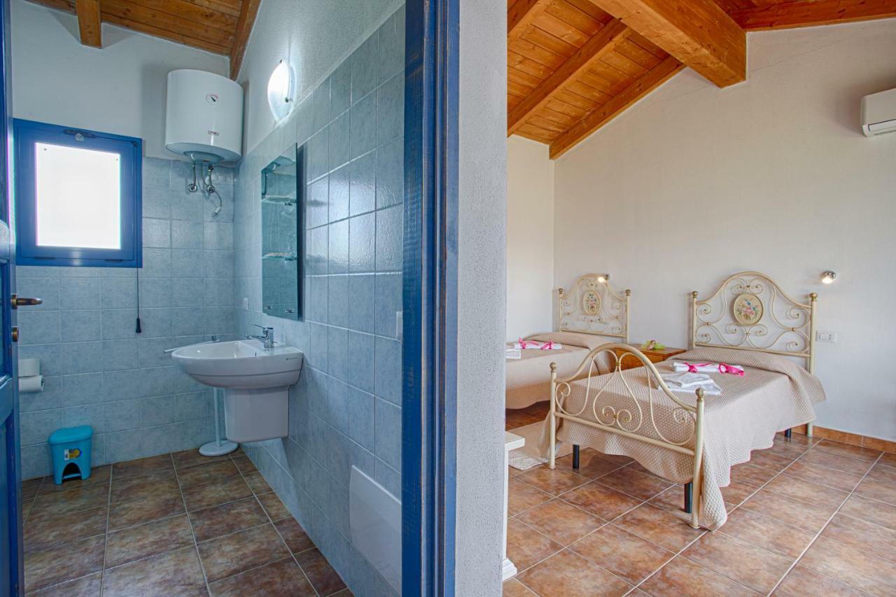 Agriturismo Mieleamaro Villa Olbia Exterior photo